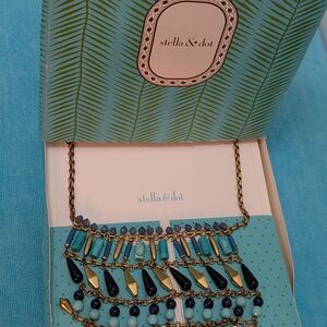 New Never Worn Stella & Dot Malta Bib Necklace